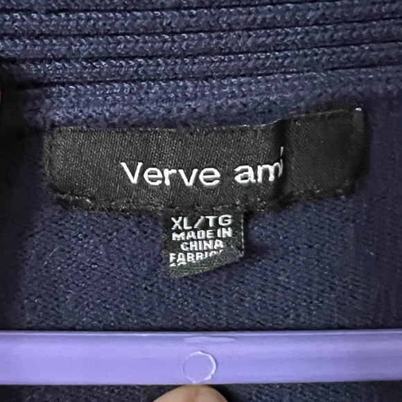 Well loved navy blue sweater XL - Picture 6 of 7